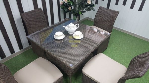 mebel-iz-iskusstvennogo-rotanga-rose-royal-brown-4